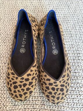 Rothy's Round Toe cheetah Knit Flats in Brown with Blue Trim